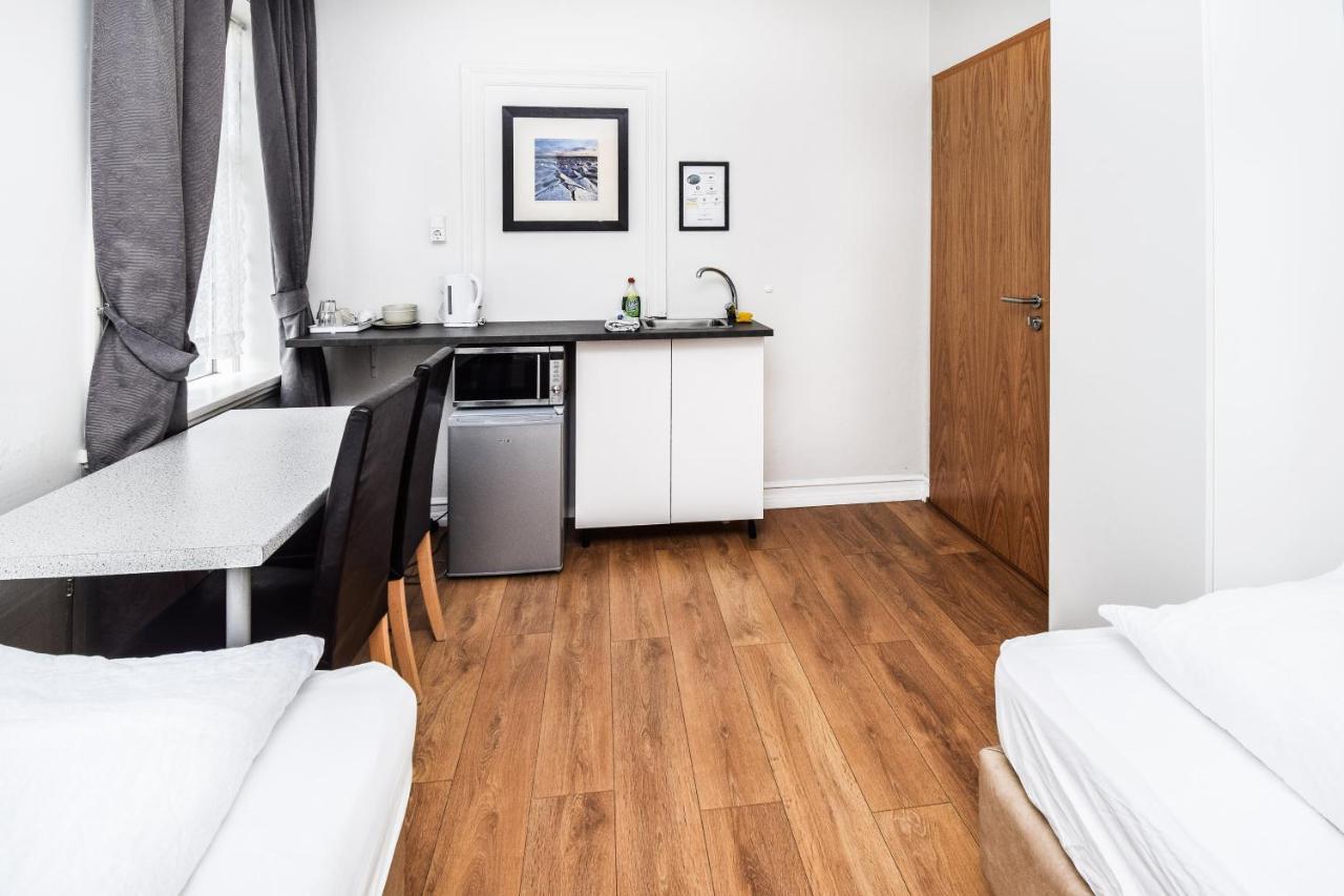 Doppel-/Zweibettzimmer mit Gemeinschaftsbad